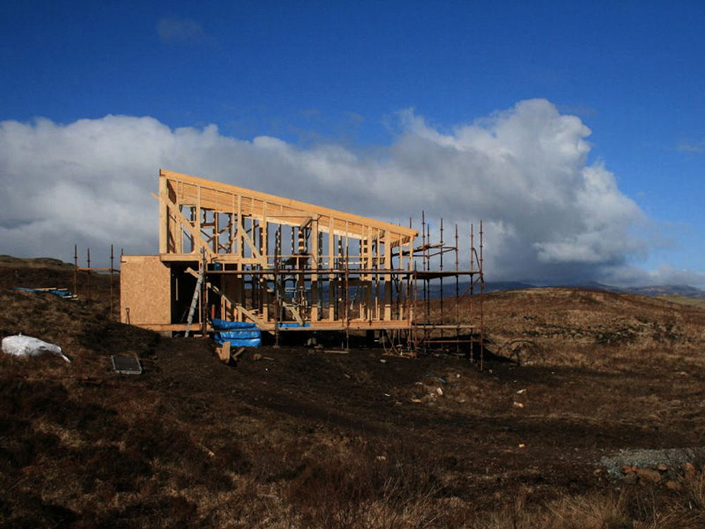 http://www.archdaily.com/wp-content/uploads/2009/11/1259262624-fiscavaig-construction.jpg