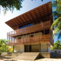 Tropical House - Camarim Architects © Nic Olshiati