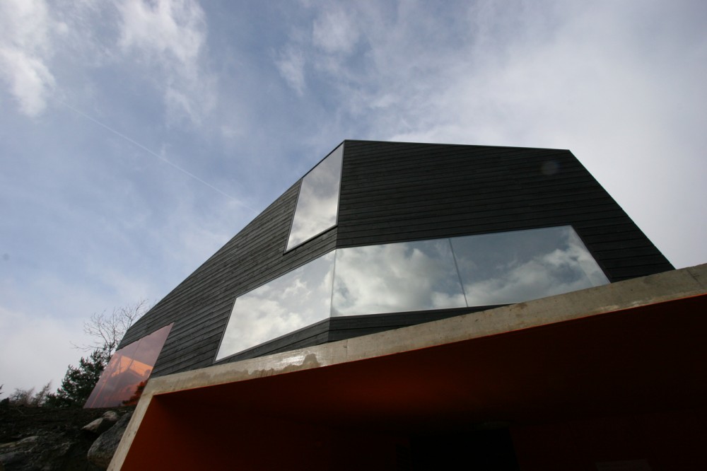 Martinho Les Neyres Residence - Bonnard Woeffray Architectes © Hannes Henz