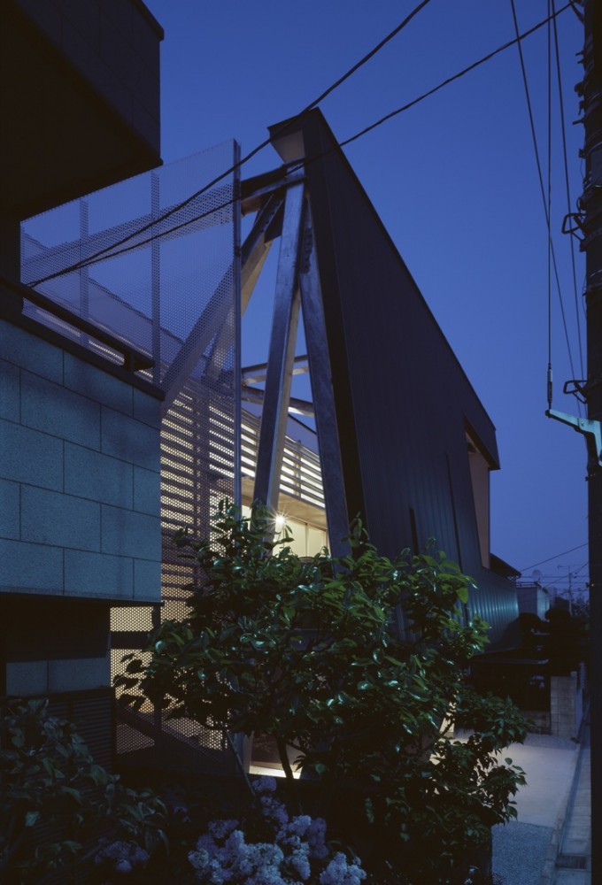 Y-house / IDEA Office © Kouichi Torimura